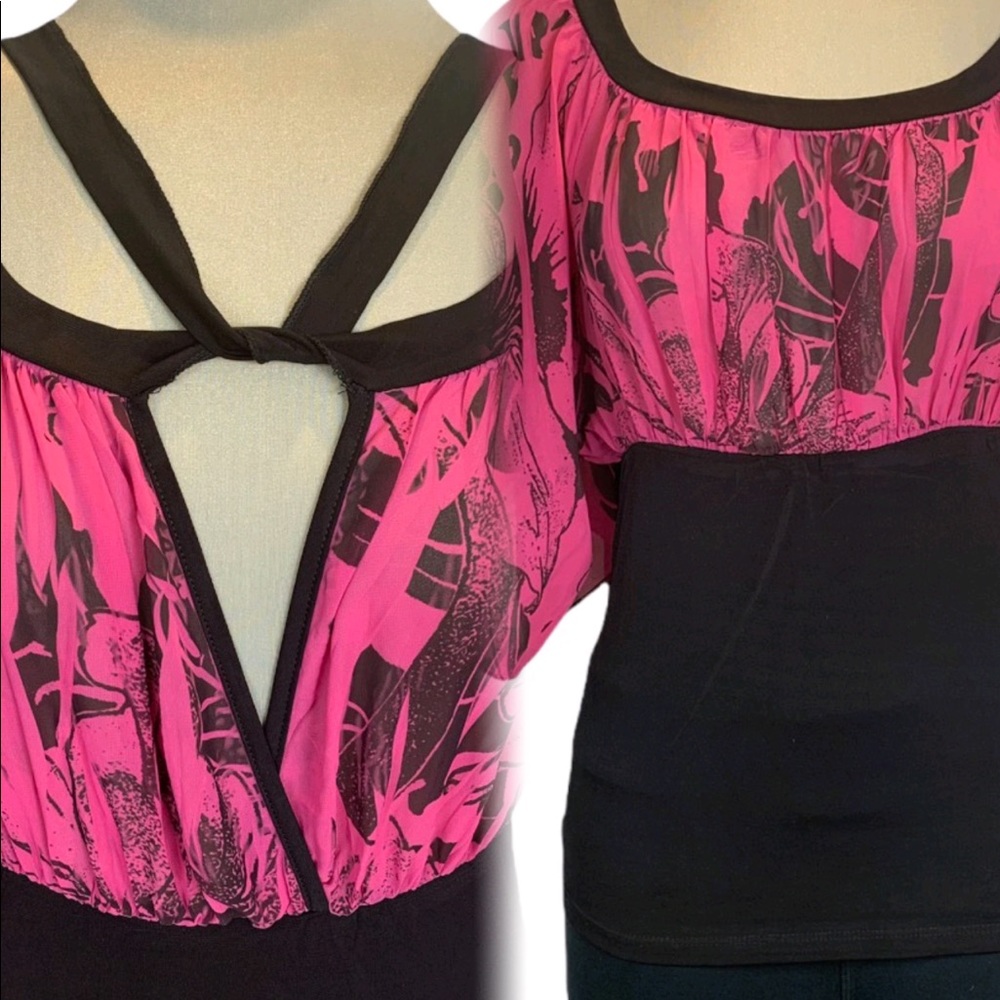 Rue21 pink and black  Open Back top size M